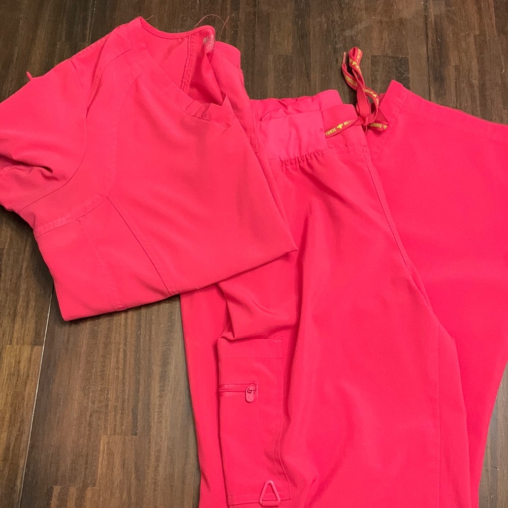 Med Couture Scrub Set